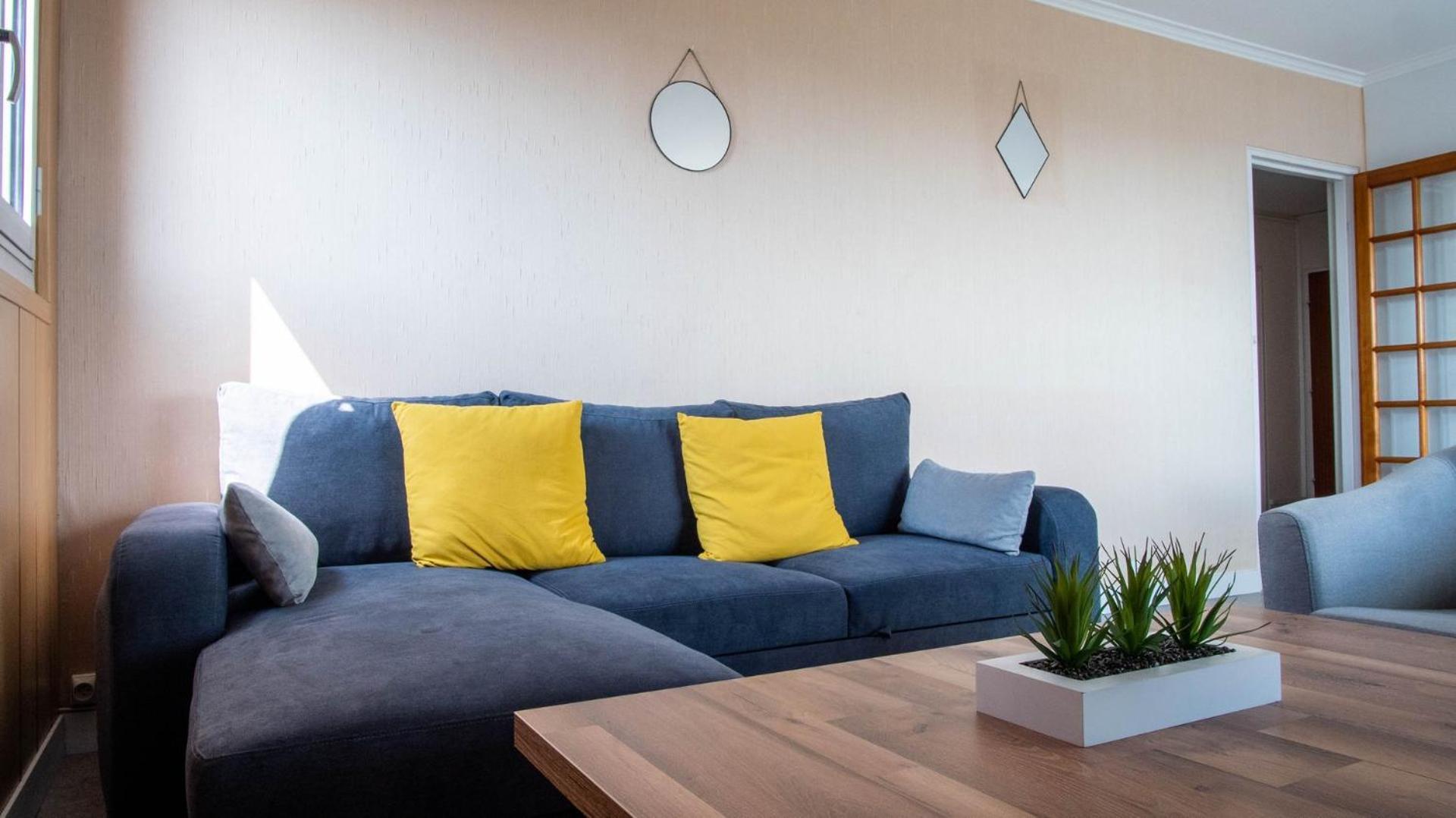 Apartamento Le Provencal - Vue Paronomique Sur Poitiers Exterior foto